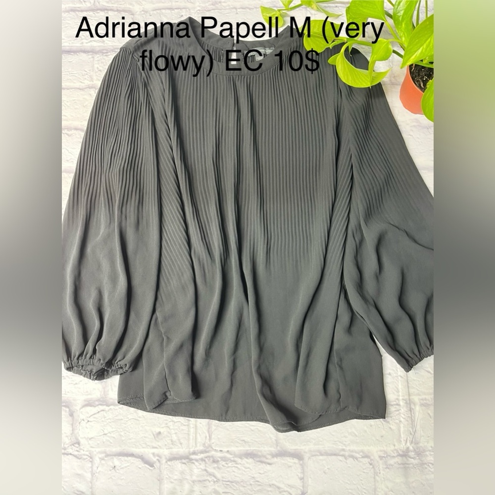Adrianna Papell M black blouse